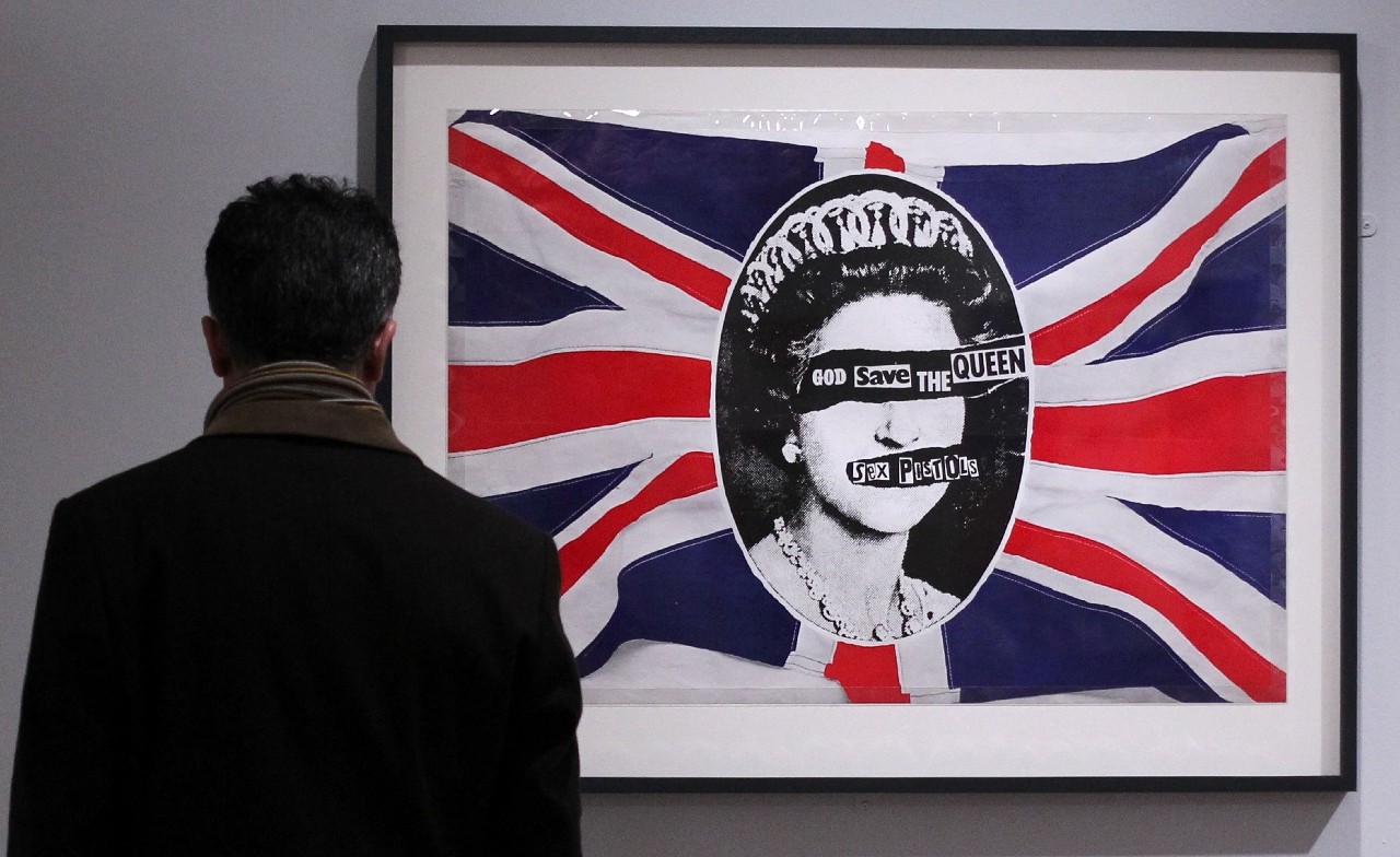 Lyrics sex pistols god save the queen