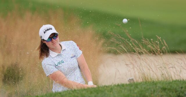 Ireland S Maguire Clings To Lead At Women S PGA Championship Breitbart