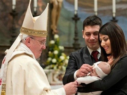 Pope-Francis-blessing-baby-ap