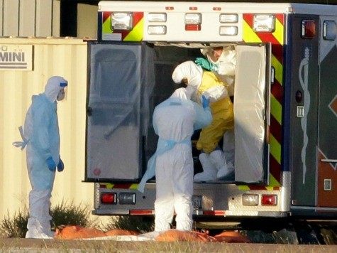 ebola-nina-pham-suit-ap