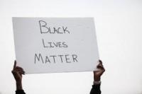 Massive protest shuts down parts of the Mall of America on a busy shopping day
