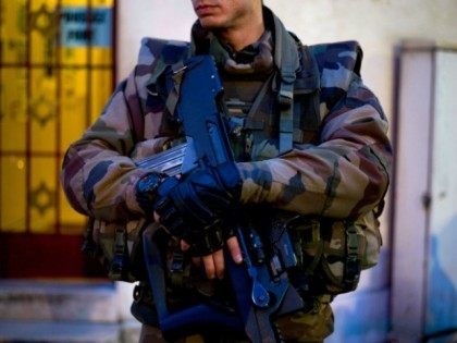french-soldier-AFP
