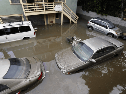 Hollywood Flood (Nick Ut / Associated Press)