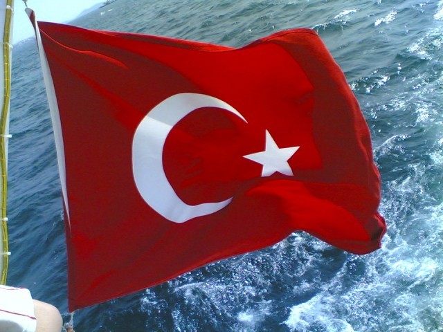 turkish-flag-against-water