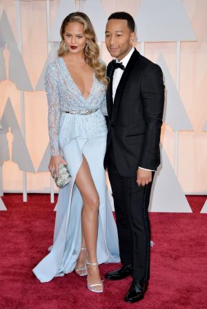Chrissy Teigen, John Legend picture perfect at 2015 Oscars