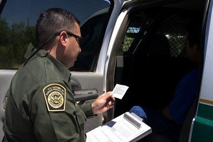 CBP_Border_Patrol_agent_reads_the_Miranda_rights