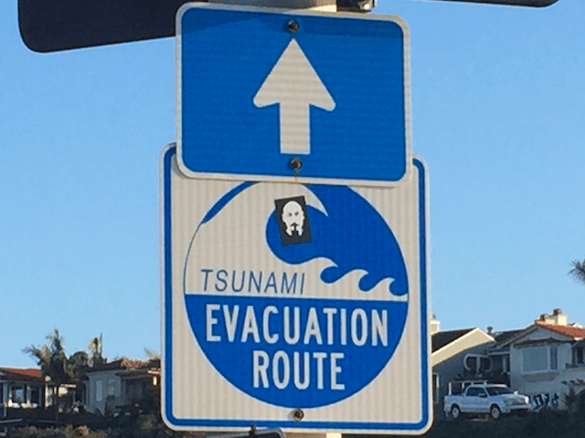 Tsunami Drill (Michelle Moons / Breitbart News)