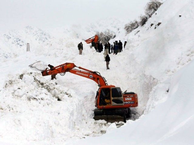 afghanistan-avalanche