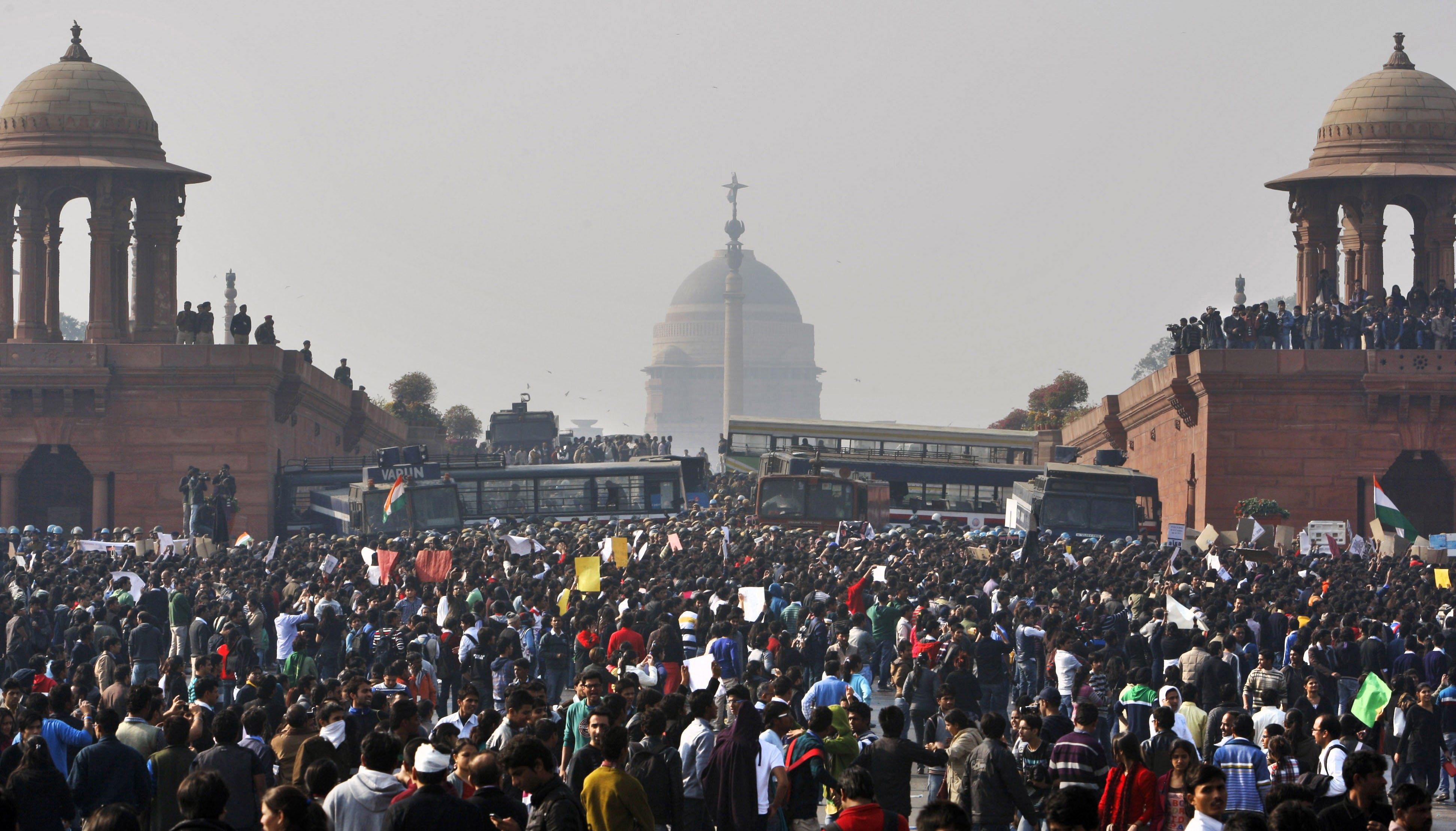 India had. Индия Нью Дели жители. Нью Дели Индия население. Нью-Дели плотность населения. Перенаселение в Нью Дели.