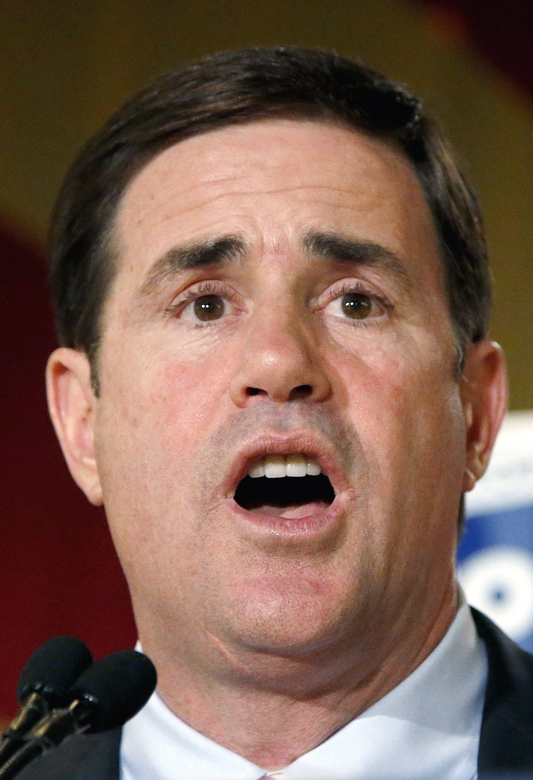 Arizona governor vetoes bill shielding names of officers Breitbart