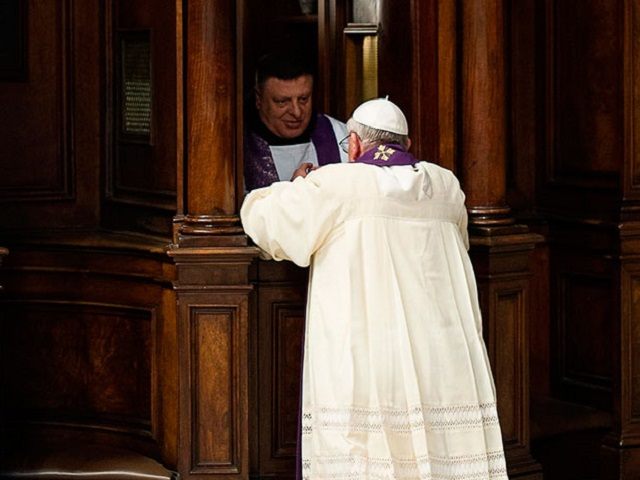 Pope Francis Teaches Priests How To Hear Confessions