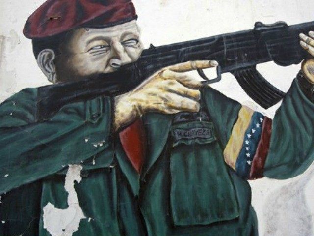 venezuela-hugo-chavez-mural-ap