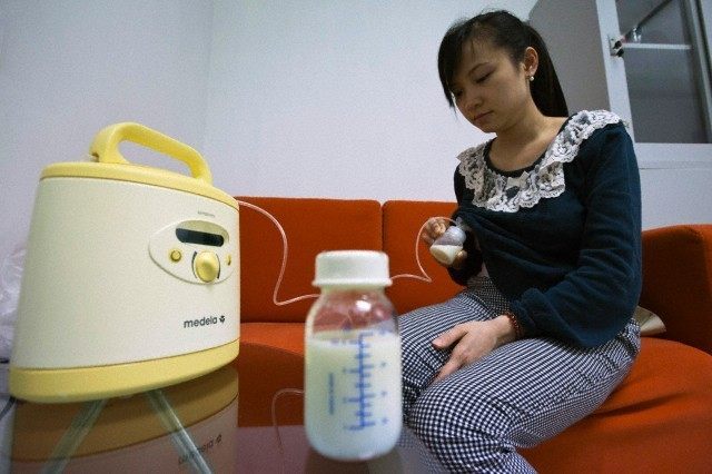 Volunteer Li donates breast milk to support breastfeeding at the Guangzhou Women and Children's medical centre