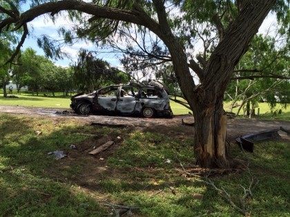 Smuggling van that burner after crash