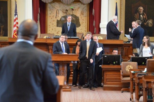 State Rep Sylvester Turner on back mic debates Chairman Larry Phillips over CHL Open Carry