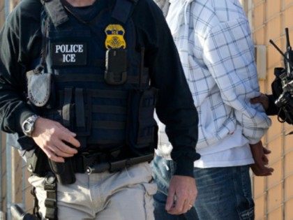 Hundreds of thousands of convicted criminal immigrants remain at large …