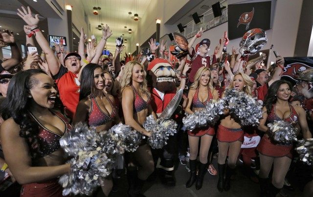 Buccaneers Draft Party The Associated Press