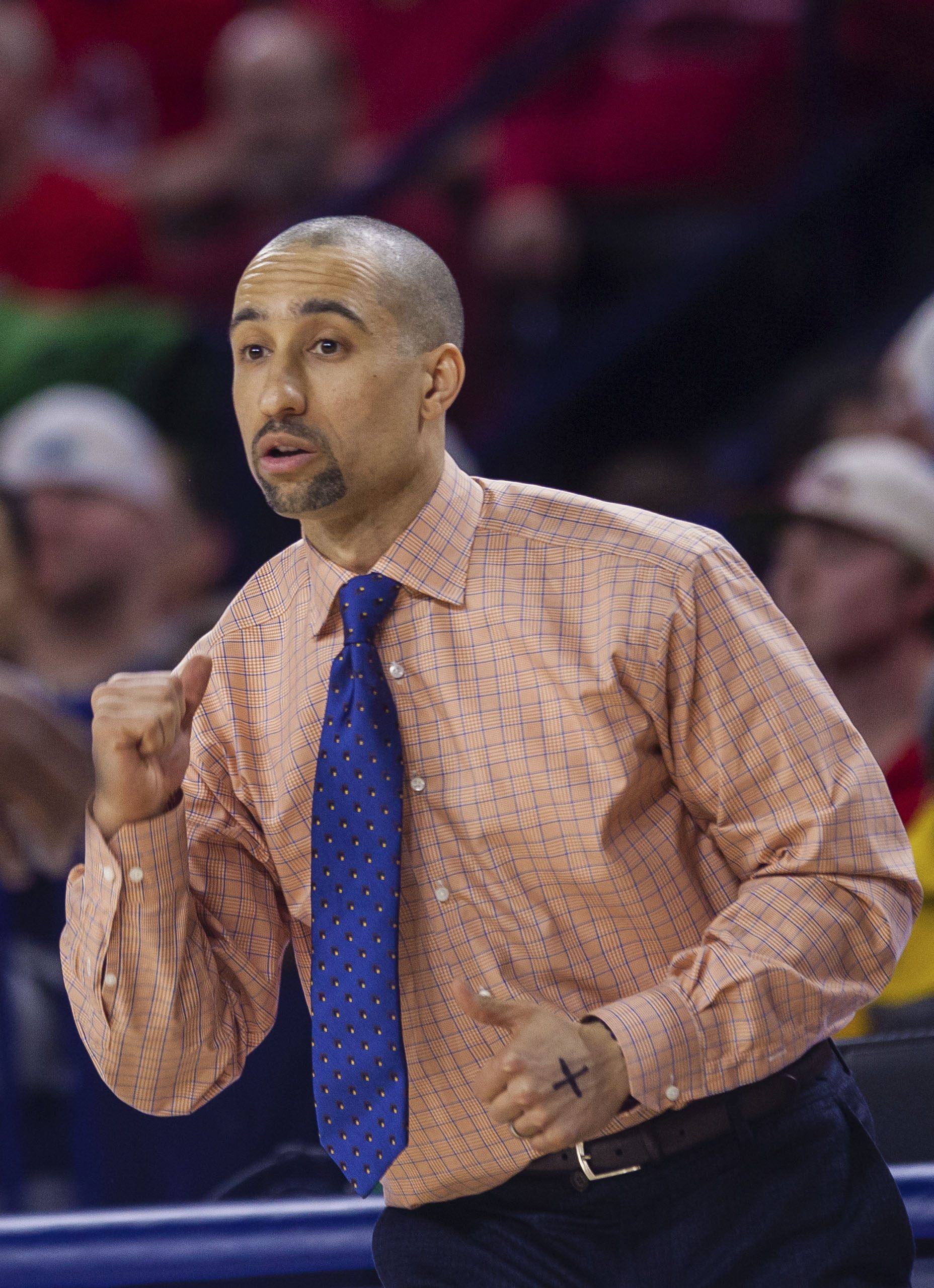 Shaka Smart leaving VCU to coach Texas basketball - Breitbart 