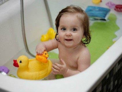 child-in-bathtub-afp