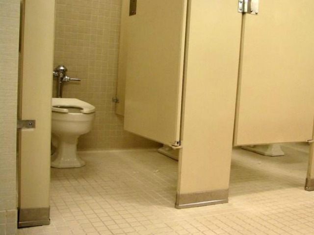 toilet-AP