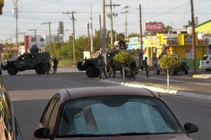 800px-Militaresmexicanos-Matamoros - CC ComputerJA