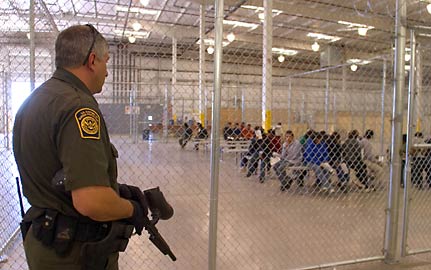 BP Guarding Immigrants - ACLU Texas