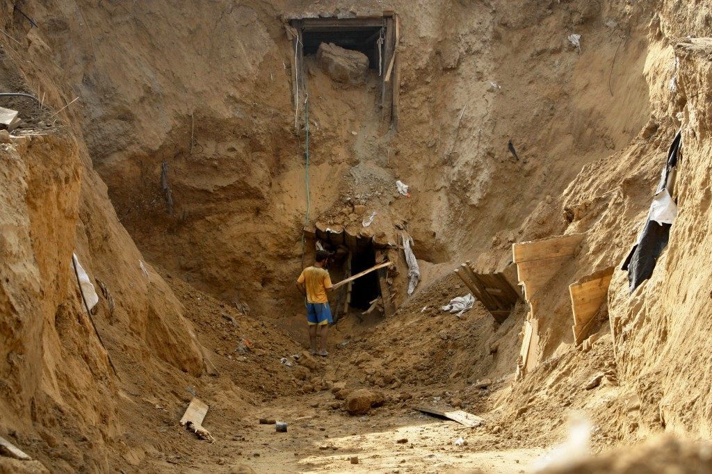 Egypt Destroys Over 500 Tunnels Under Gaza Border