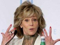 jane-fonda-jewelry-AP jane-fonda-jewelry-AP