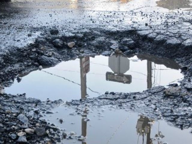'Infrastructure' Plan Hits Pothole as Dems Fight Among Themselves - Vimarsana News