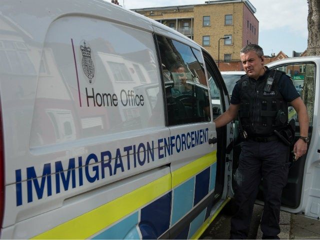 immigration-enforcement-van