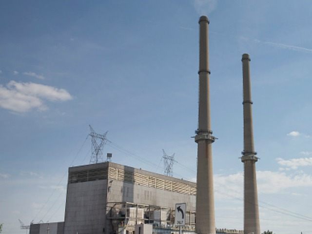 Smoke rises from the chimney at NRG Energy's Joliet Station power plant on May 7, 2015 in Joliet, Illinois. According to scientists, global carbon dioxide (CO2) concentrations have reached a new monthly record of 400 parts per million, levels that haven't been seen for about two million years. The Environmental …