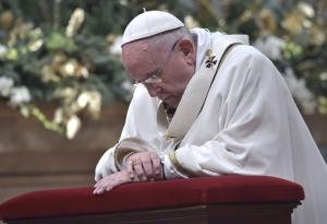 Pope Francis sends out strong climate change warning, urges environmental policy