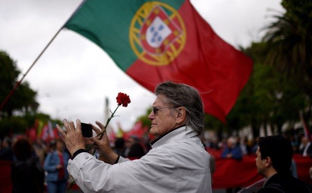 PORTUGAL-REVOLUTION-CARNATION