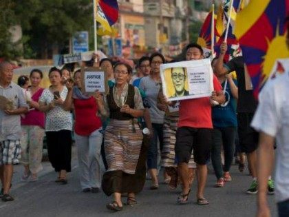 tibetan-monk-protest-AP