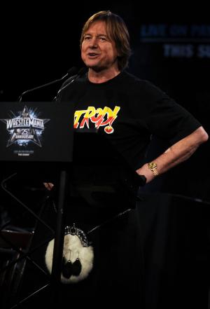 Wrestling legend 'Rowdy' Roddy Piper dies at 61