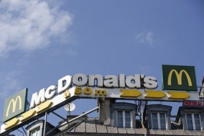 FRANCE-US-RESTAURANTS-BUSINESS-MCDONALDS