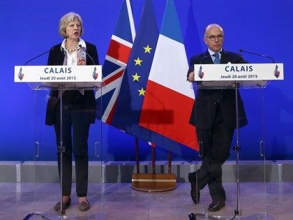 Home Secretary Theresa May Signs Deal With French Over Calais Migrant Crisis