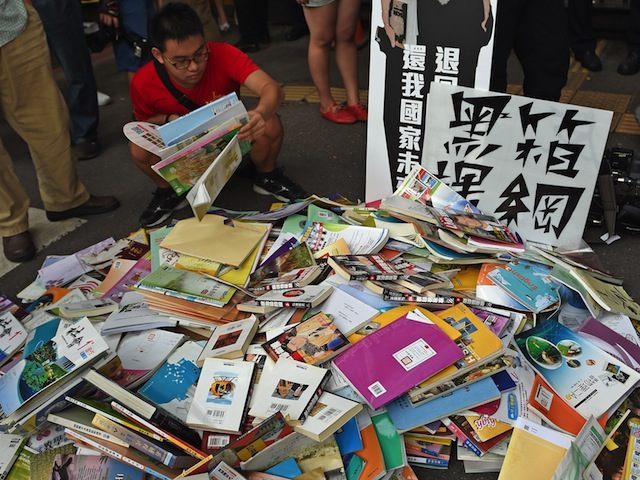 TAIWAN-CHINA-EDUCATION-PROTEST