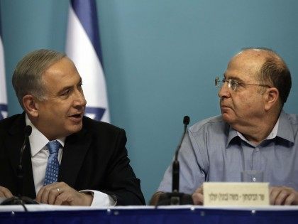 Netanyahu Yaalon (Thomas Coex / AFP / Getty)
