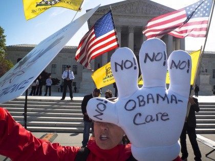 Obamacare Supreme Court (Mladen Antonov / AFP / Getty)