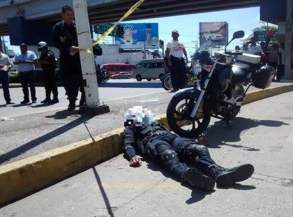 injured cop mexico