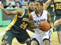 maine-player-guarding-vermont-dre-Wills-photo-portland-press-herald-john-John Patriquin-cropped