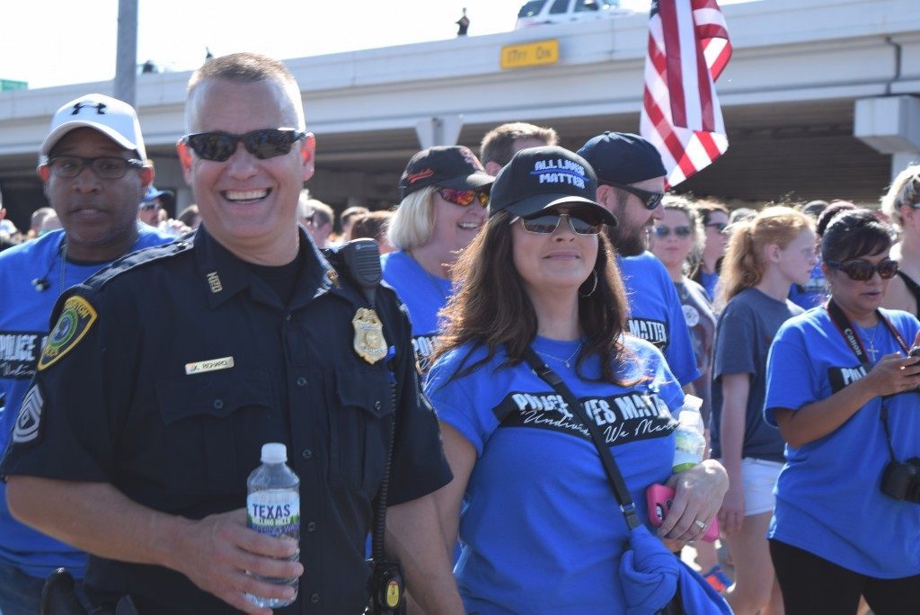 Houston Police Sergeant J.K. Richard joins in the family oriented march for #PoliceLivesMatter. (Photo: Breitbart Texas/Bob Price) 
