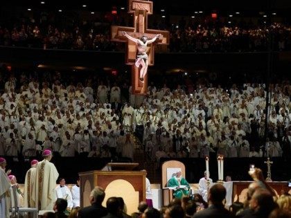 A standing ovation for Pope Francis as he celebrates Mass at Madison Square Garden Septemb