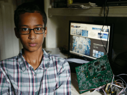 Ahmed Mohamed, clock teen (Associated Press)