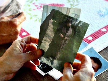 Girl Left Home to Join Jihadists AP TT