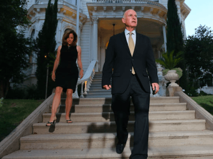 Jerry Brown Governor's Mansion (Rich Pedroncelli / Associated Press)