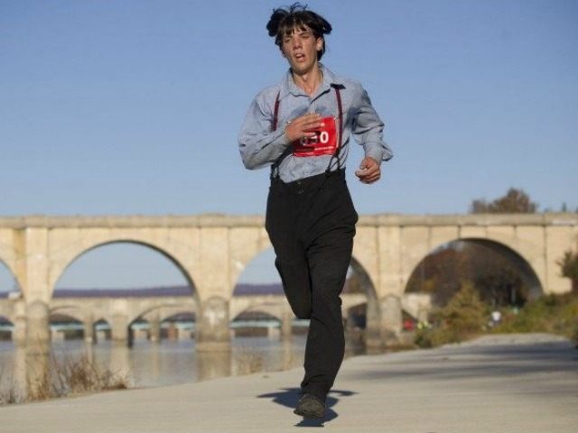 Amish-Marathon-Runner-AP