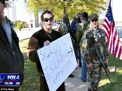 Armed protest at Texas mosque