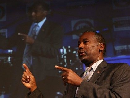 Republican presidential candidate Ben Carson speaks during a Distinguished Speakers Series event at Colorado Christian University on October 29, 2015 in Lakewood, Colorado. Ben Carson was back on the campaign trail a day after the third republican debate held at the University of Colorado Boulder.